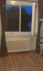 Ponúkame výhodne na prenájom priestrannú zrekonštruovanú garzónku v centre